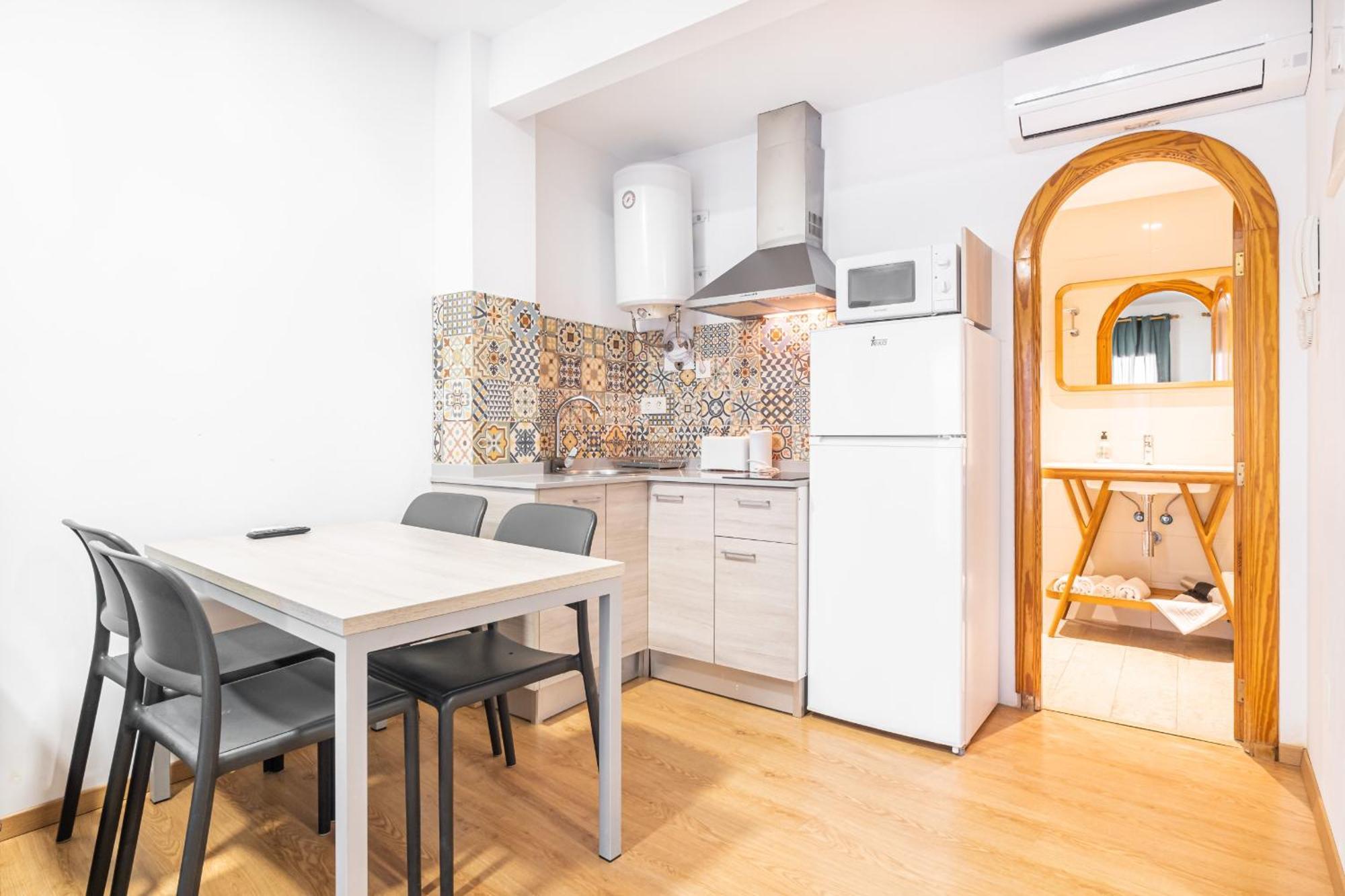 Apartamentos El Castell Benidorm Old-Town Extérieur photo