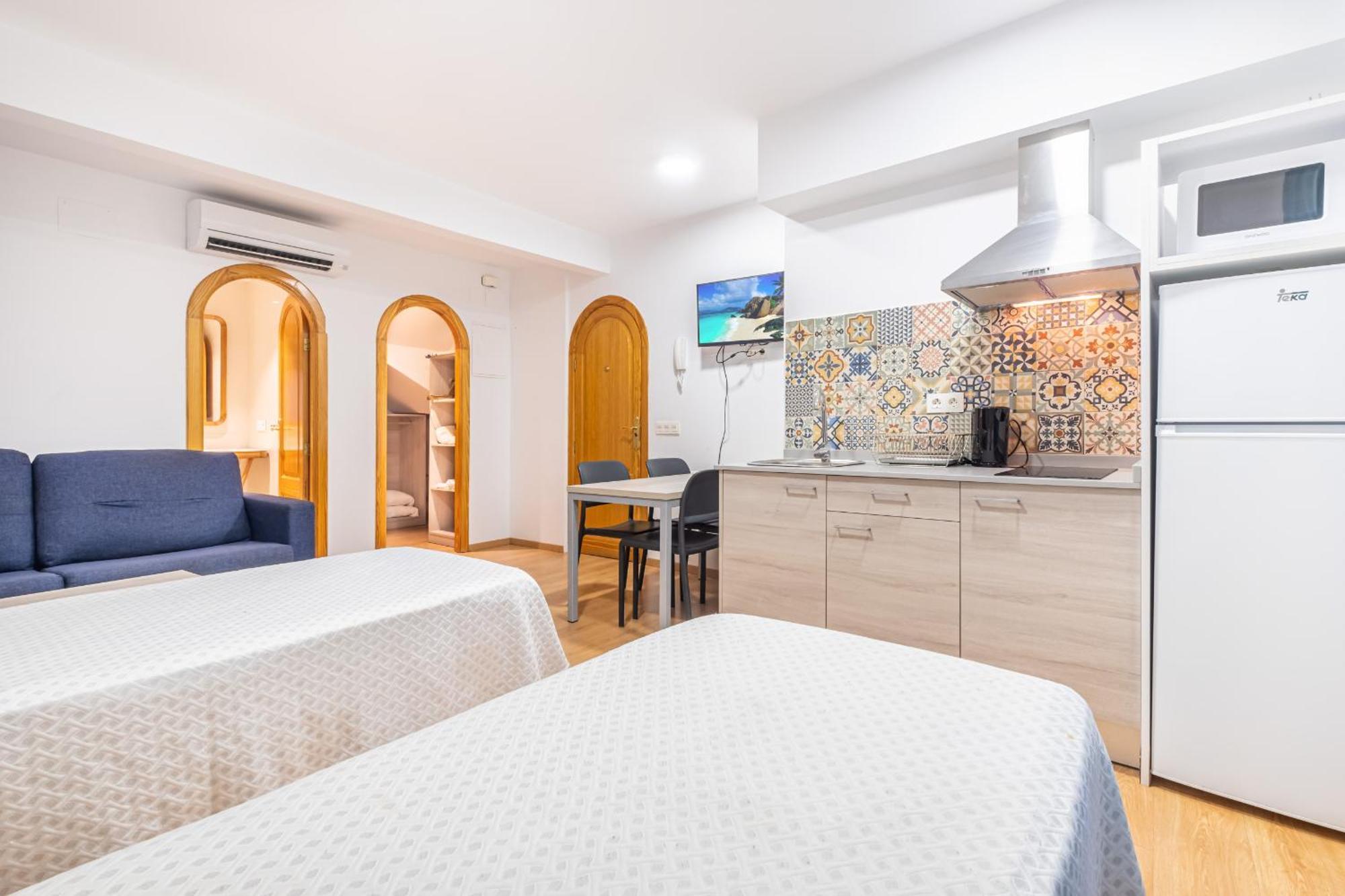Apartamentos El Castell Benidorm Old-Town Extérieur photo