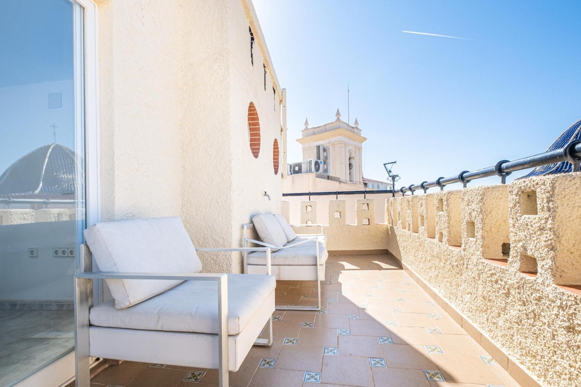 Apartamentos El Castell Benidorm Old-Town Chambre photo