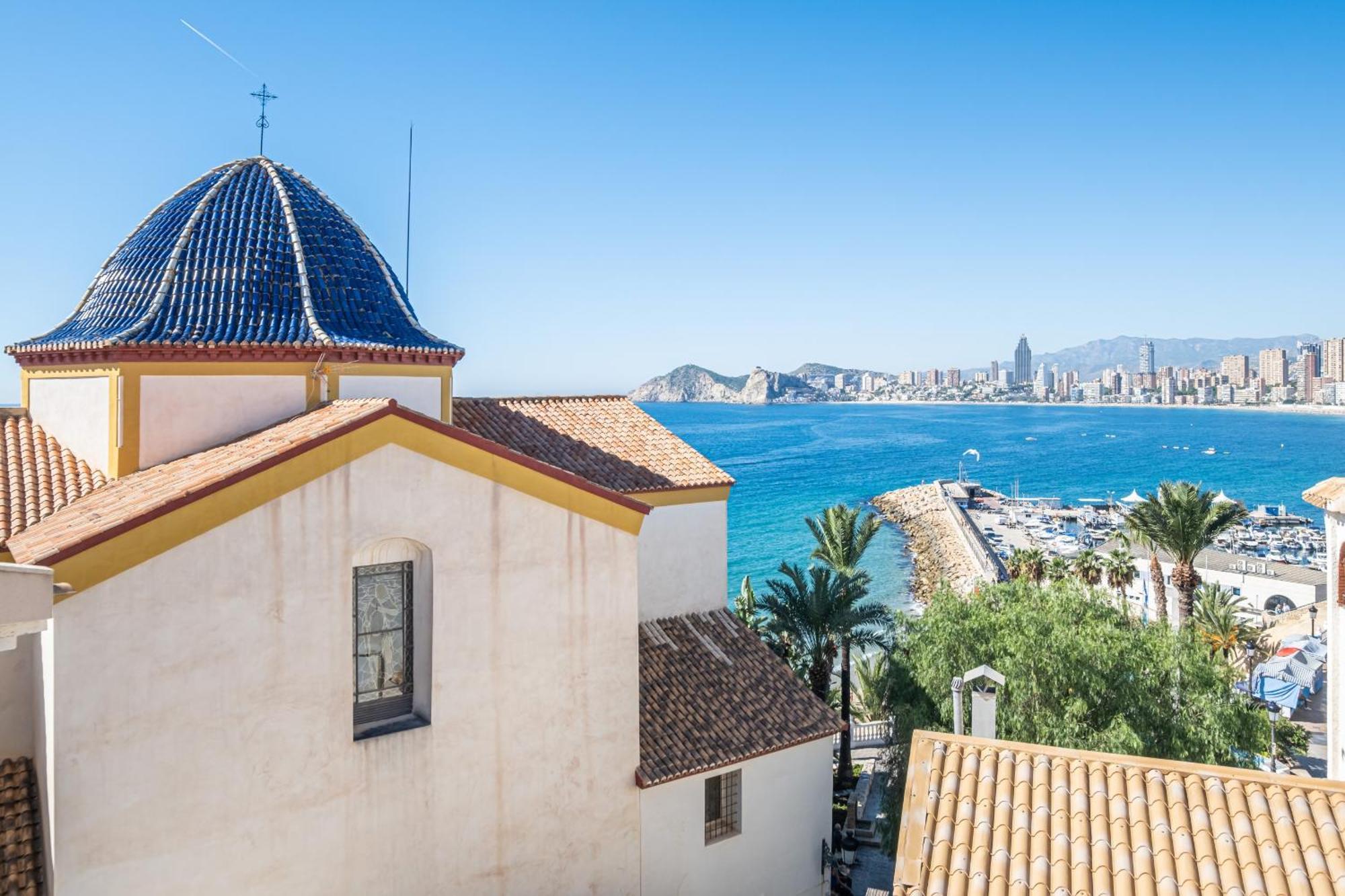Apartamentos El Castell Benidorm Old-Town Chambre photo